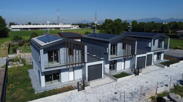 casa indipendente in vendita a Telgate