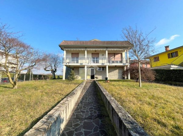 casa indipendente in vendita a Telgate