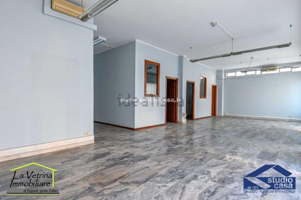 locale commerciale in vendita a Telgate