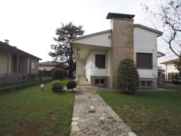 casa indipendente in vendita a Telgate