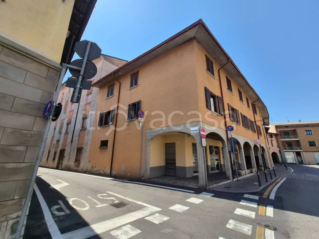 locale commerciale in vendita a Telgate
