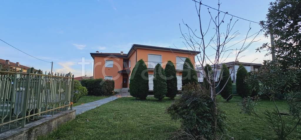 appartamento in vendita a Terno d'Isola