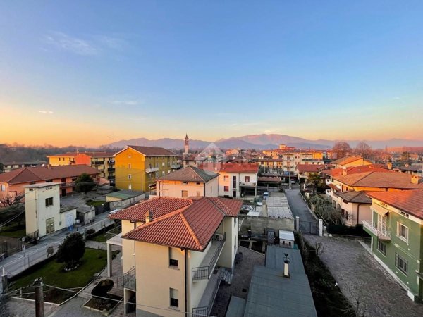appartamento in vendita a Terno d'Isola
