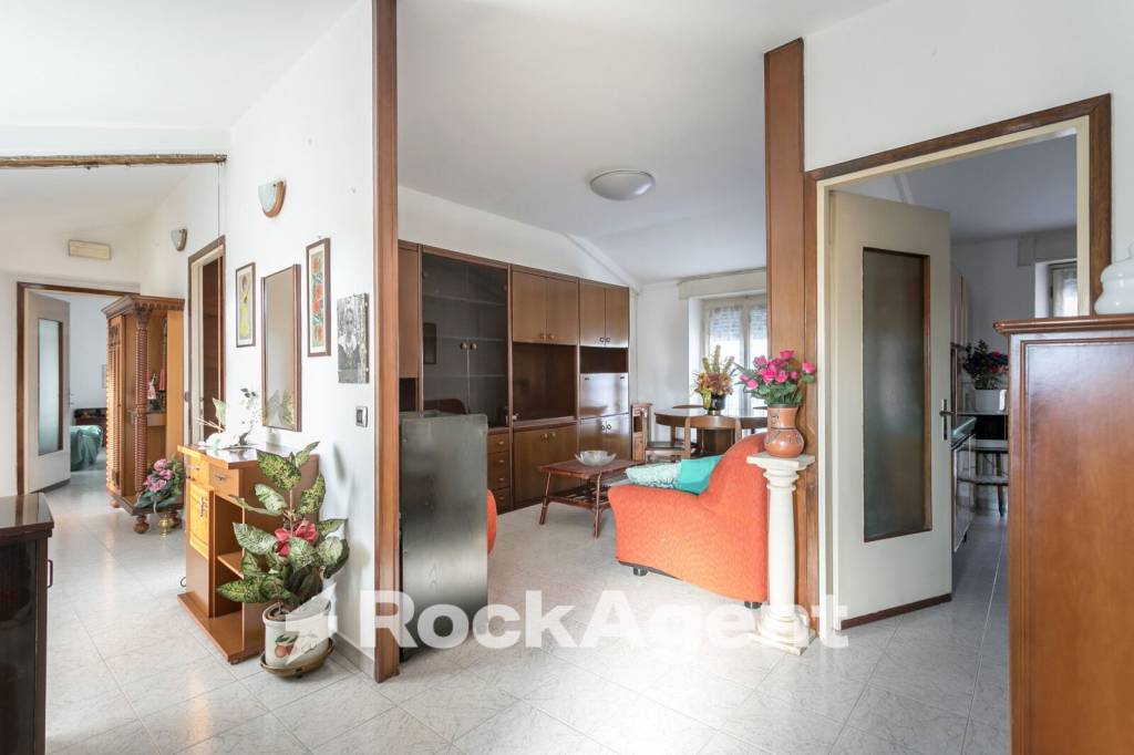 appartamento in vendita a Terno d'Isola