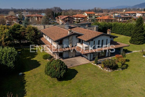 casa indipendente in vendita a Terno d'Isola