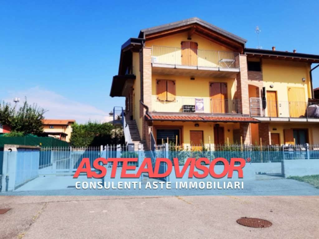 appartamento in vendita a Terno d'Isola