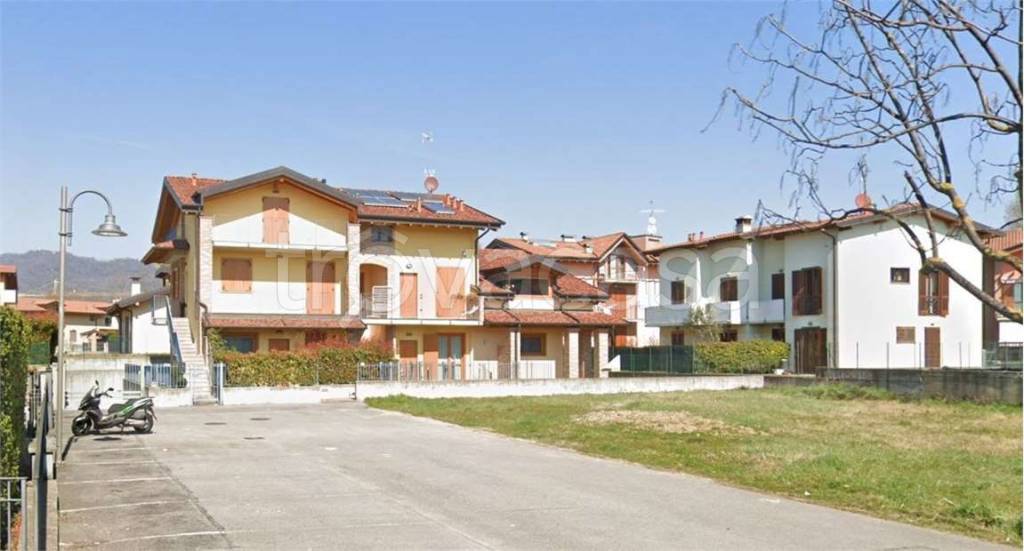appartamento in vendita a Terno d'Isola