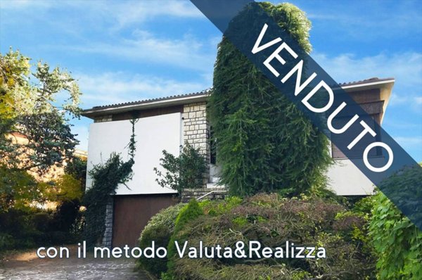 casa indipendente in vendita a Terno d'Isola