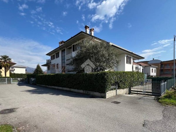 appartamento in vendita a Terno d'Isola