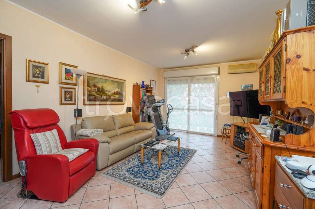 appartamento in vendita a Terno d'Isola