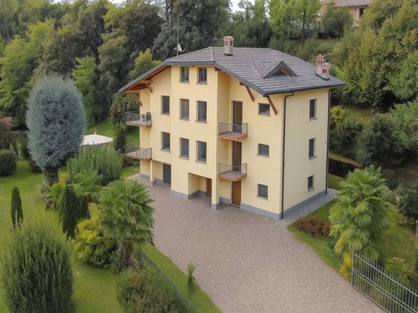 casa indipendente in vendita a Terno d'Isola
