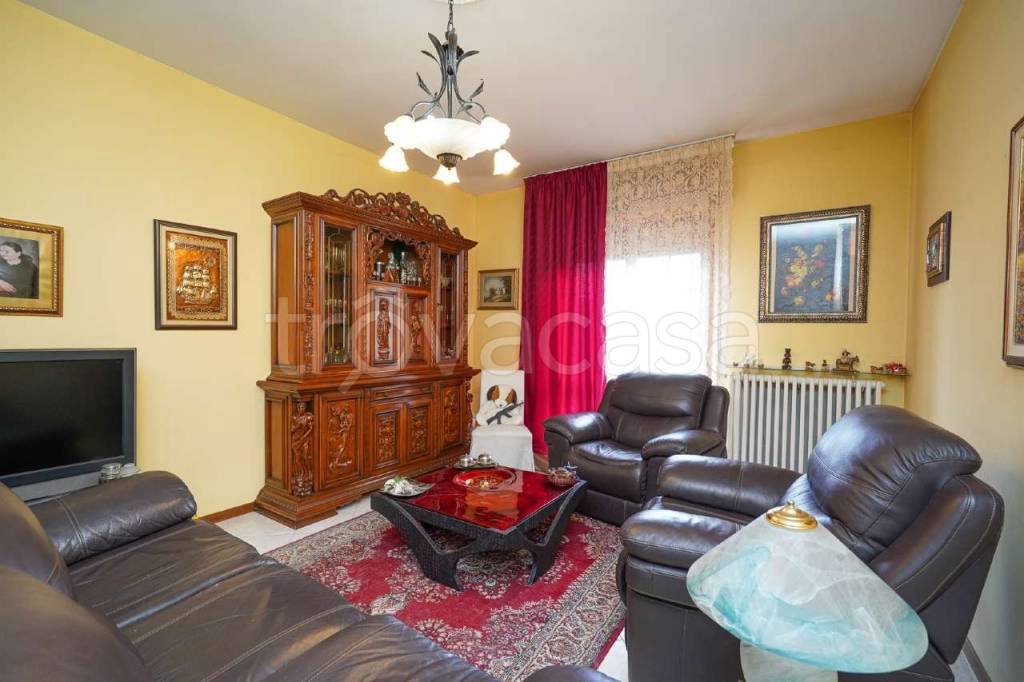 appartamento in vendita a Terno d'Isola