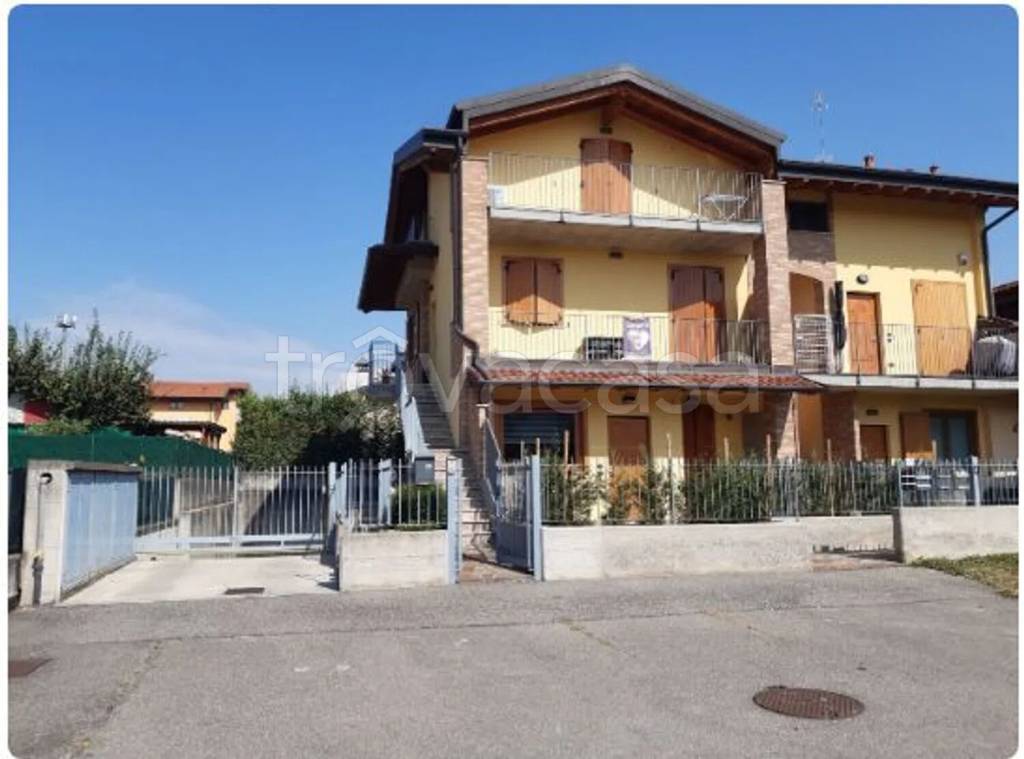 appartamento in vendita a Terno d'Isola