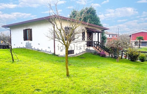 casa indipendente in vendita a Terno d'Isola