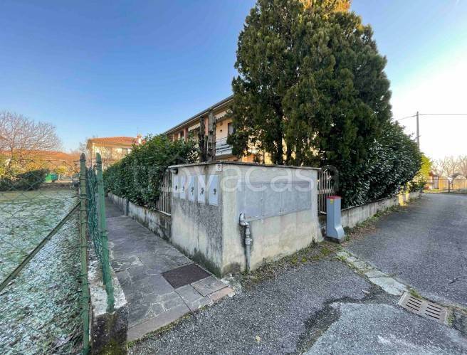 appartamento in vendita a Terno d'Isola