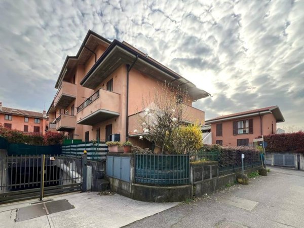 appartamento in vendita a Terno d'Isola