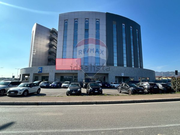 ufficio in vendita a Terno d'Isola