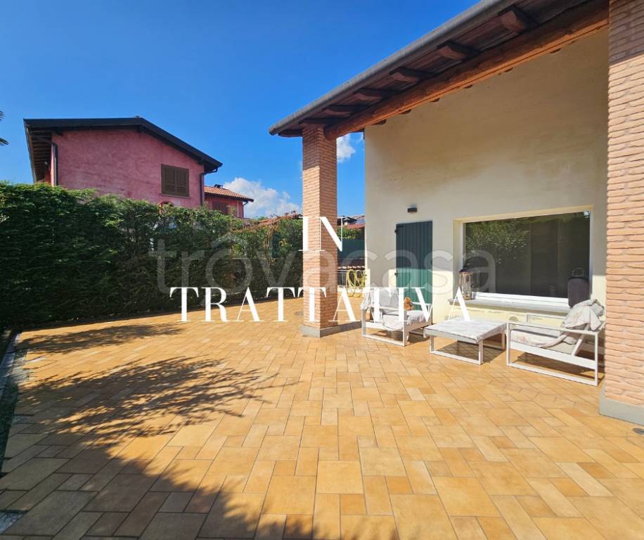 casa indipendente in vendita a Terno d'Isola