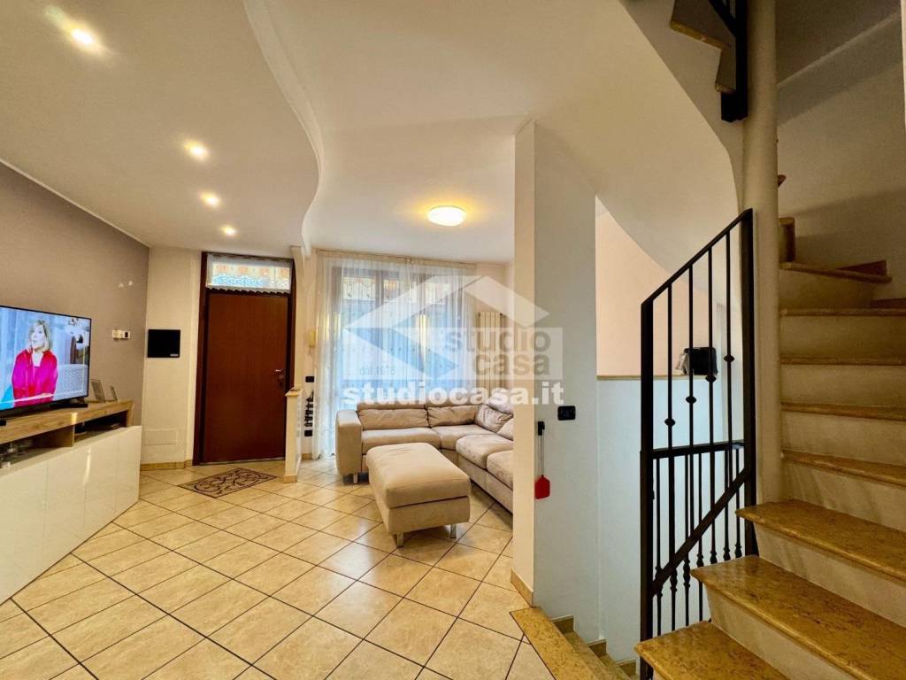 appartamento in vendita a Terno d'Isola