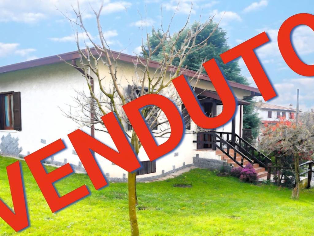 casa indipendente in vendita a Terno d'Isola