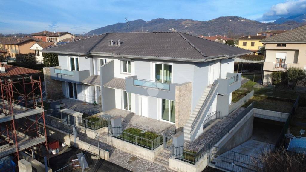 appartamento in vendita a Terno d'Isola