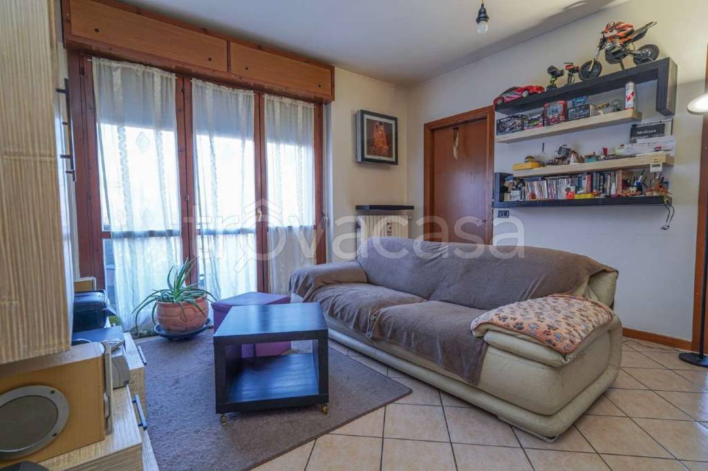 appartamento in vendita a Terno d'Isola