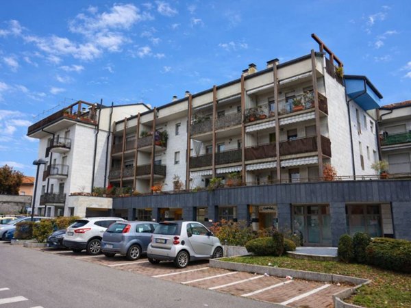 negozio in vendita a Terno d'Isola