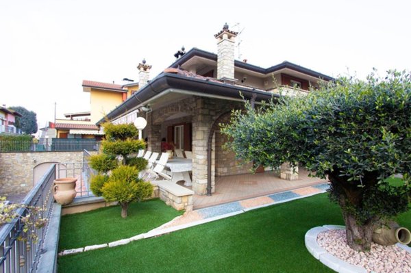 casa indipendente in vendita a Terno d'Isola