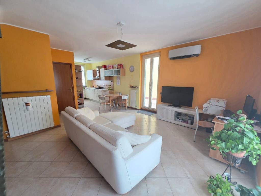 appartamento in vendita a Terno d'Isola