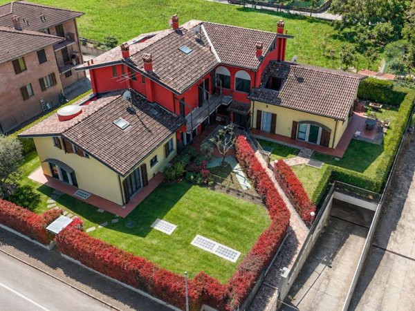 casa indipendente in vendita a Terno d'Isola