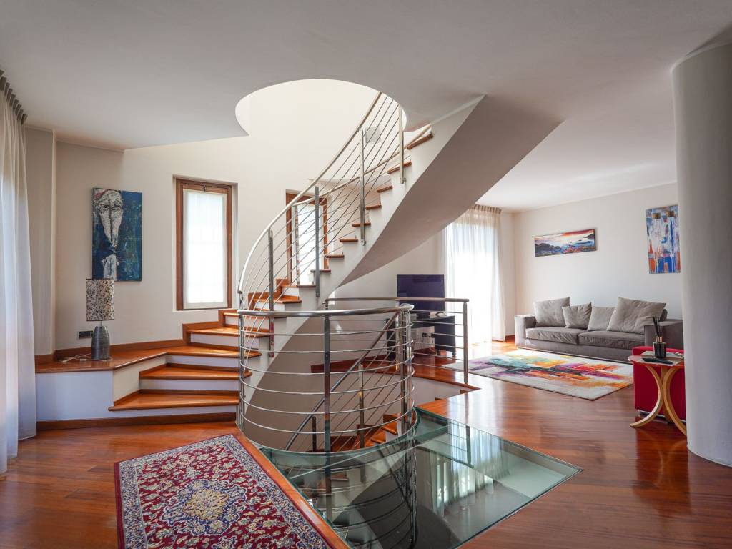 casa indipendente in vendita a Terno d'Isola