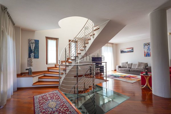 casa indipendente in vendita a Terno d'Isola