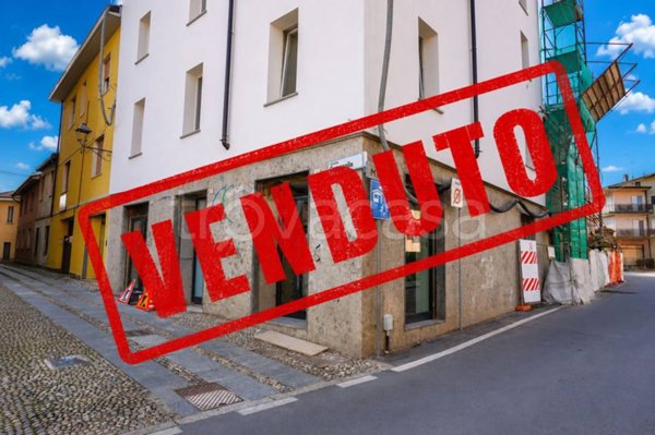 negozio in vendita a Terno d'Isola