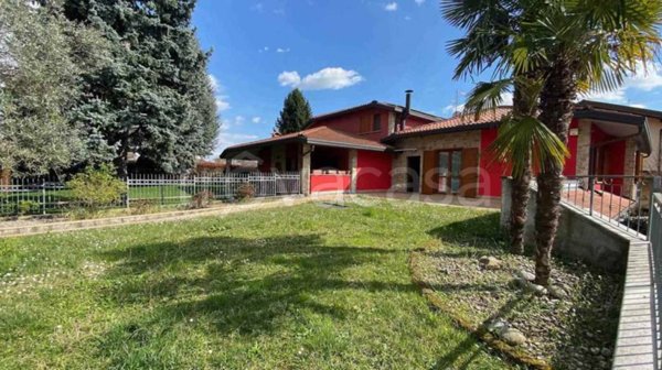 casa indipendente in vendita a Terno d'Isola