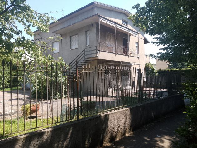 casa indipendente in vendita a Terno d'Isola
