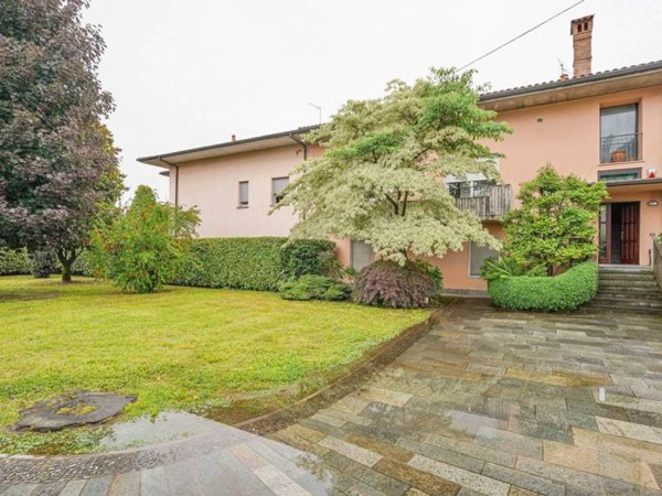 casa indipendente in vendita a Terno d'Isola