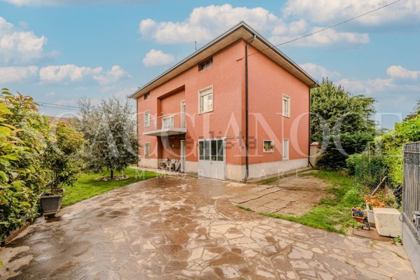 casa indipendente in vendita a Torre Boldone