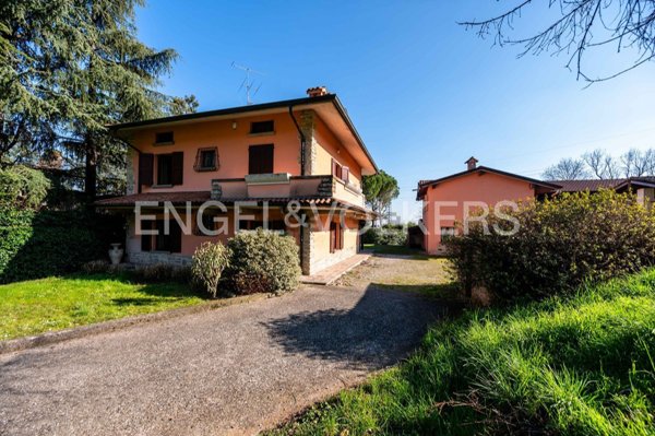 casa indipendente in vendita a Torre Boldone