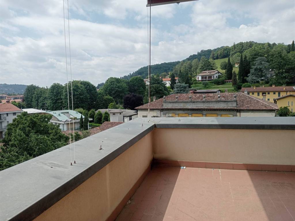 appartamento in vendita a Torre Boldone