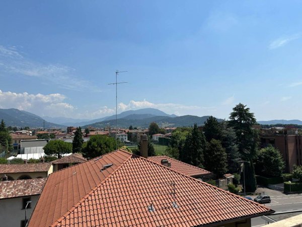 appartamento in vendita a Torre Boldone