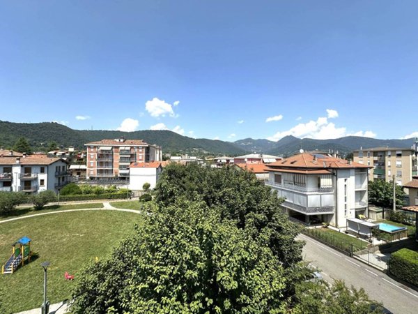 casa indipendente in vendita a Torre Boldone