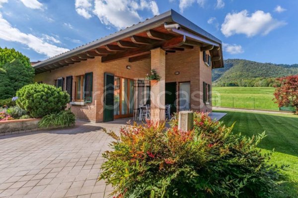 casa indipendente in vendita a Torre Boldone