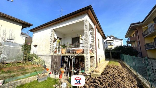 casa indipendente in vendita a Torre Boldone