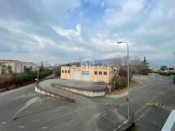 terreno edificabile in vendita a Torre Boldone