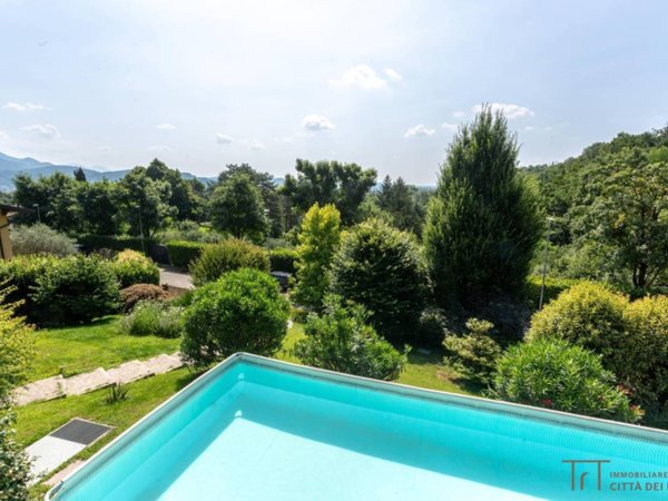 casa indipendente in vendita a Torre Boldone