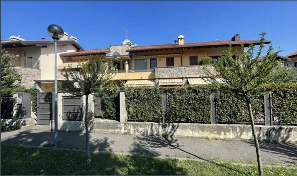 casa indipendente in vendita a Torre Boldone