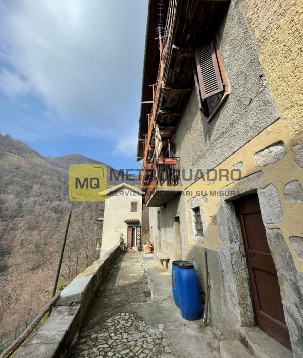casa indipendente in vendita a Torre de' Busi in zona Sogno