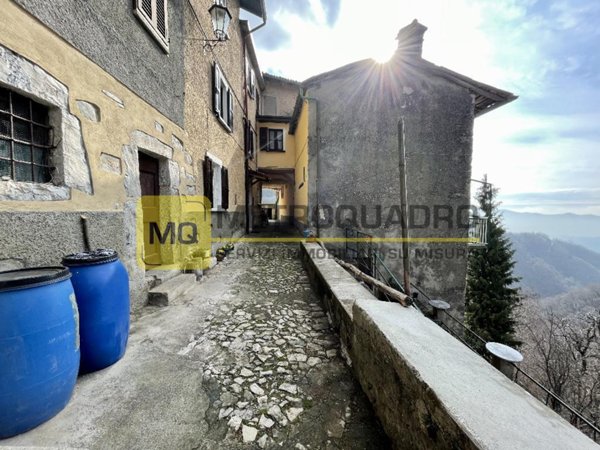 casa indipendente in vendita a Torre de' Busi in zona Sogno