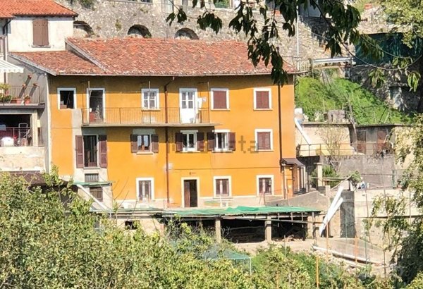 casa indipendente in vendita a Torre de' Busi in zona Sogno