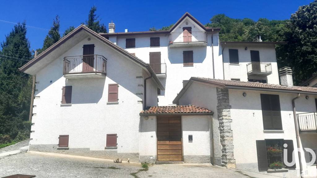 appartamento in vendita a Torre de' Busi in zona Valcava